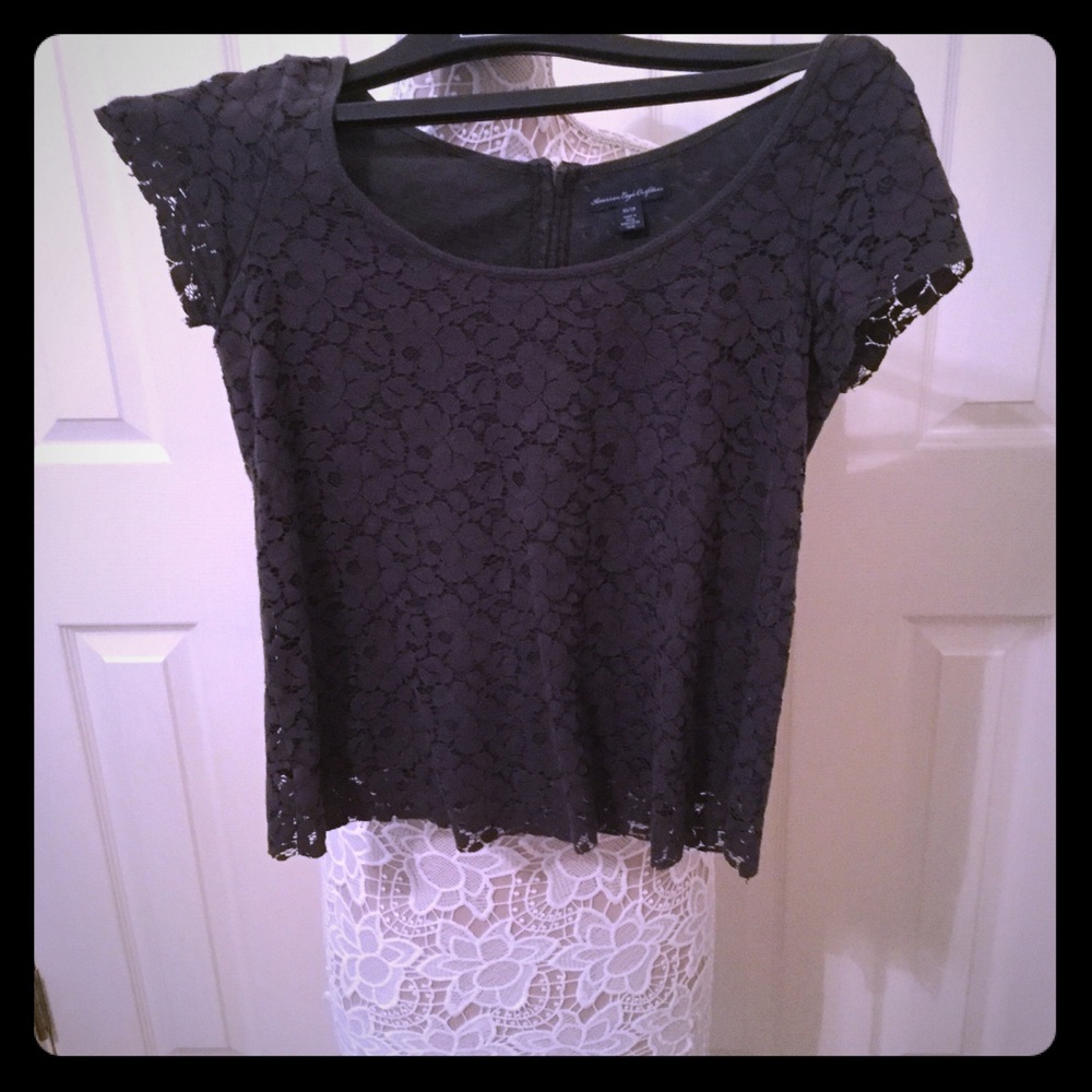 American Eagle lace blouse